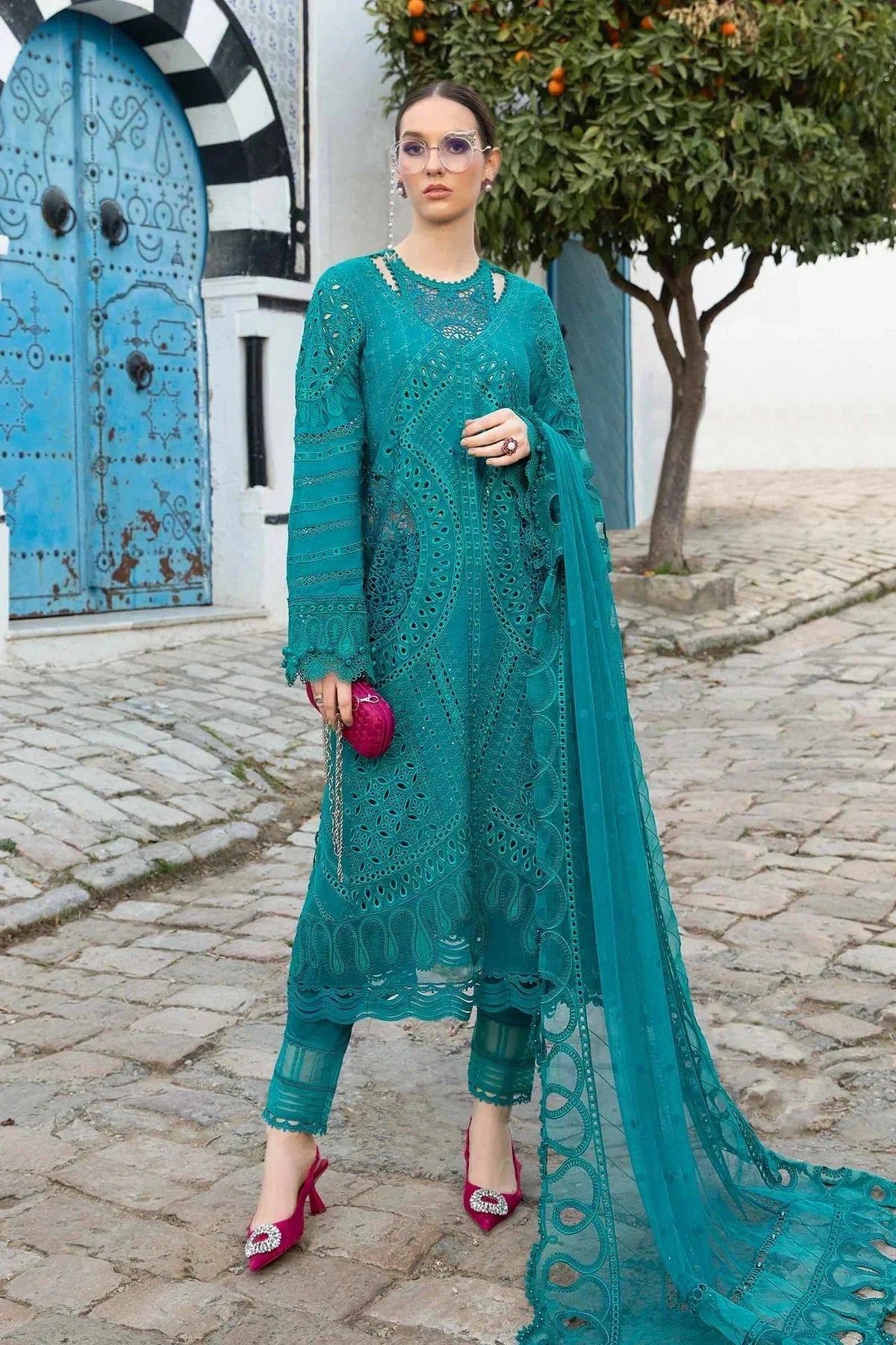 D - 2402 - A - NEW NAMAL PRET