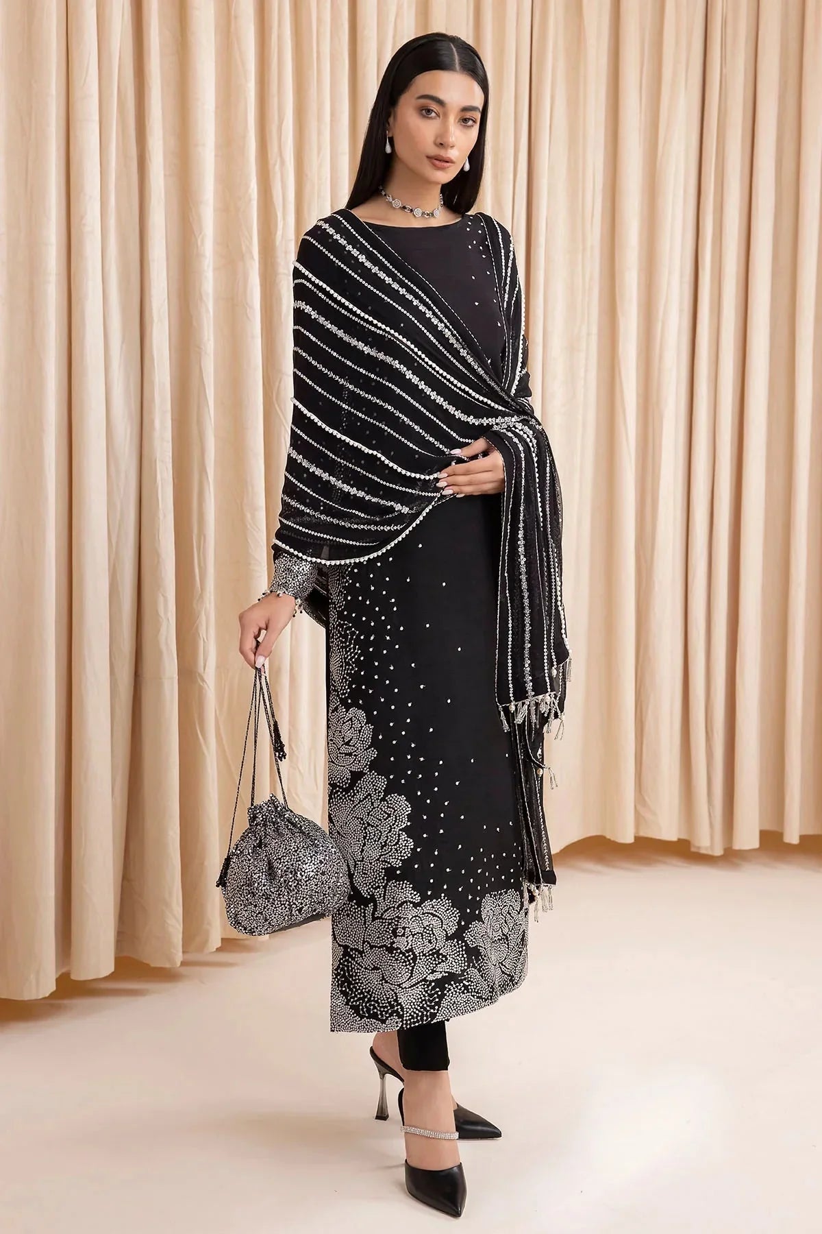 Embroidered Raw Silk UR - 7001 - NEW NAMAL PRET