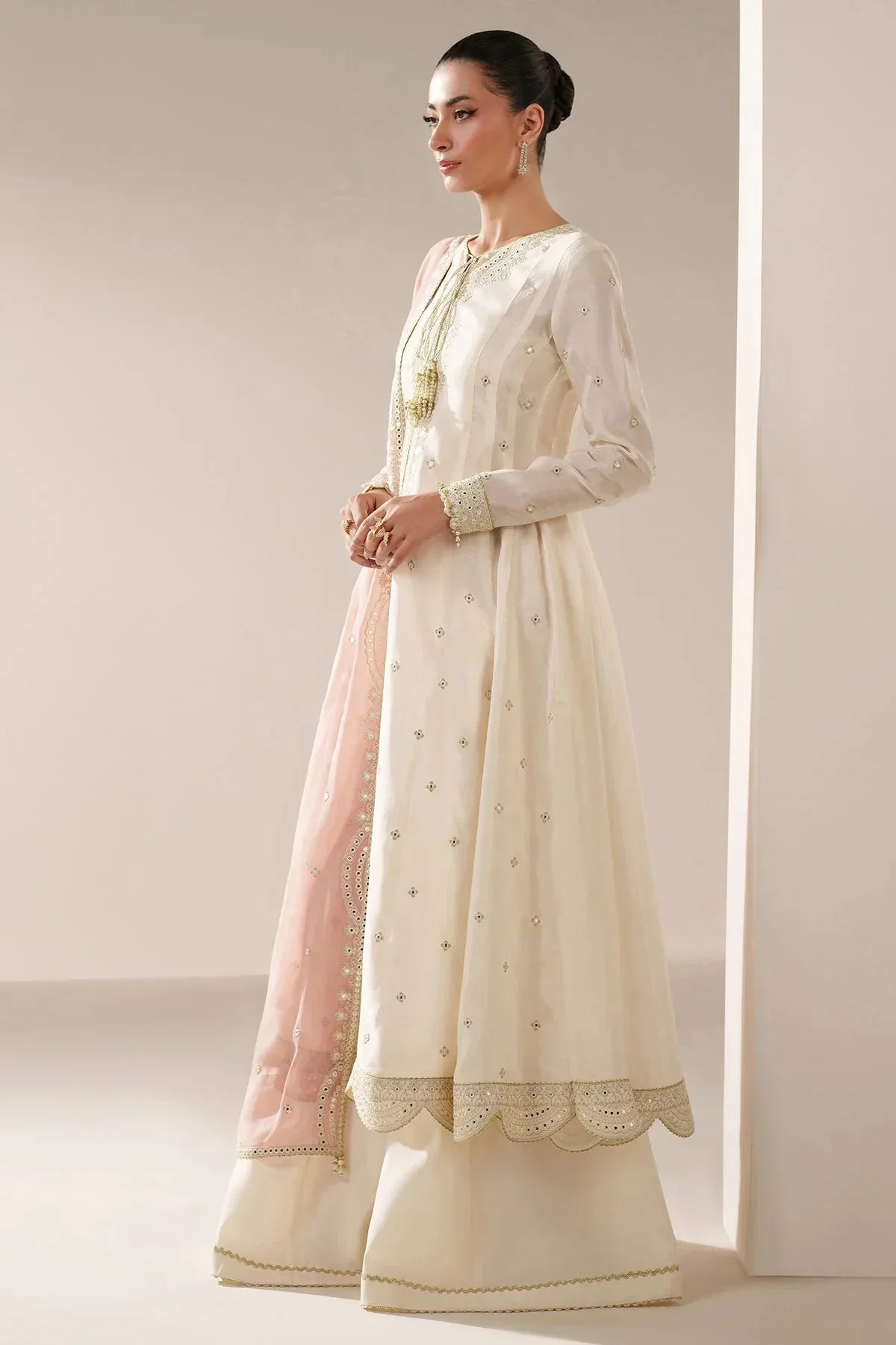Embroidered Raw Silk UR - 7059 - NEW NAMAL PRET