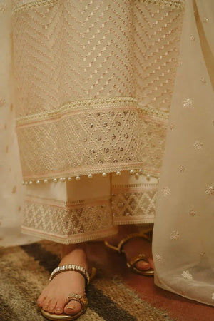 GENTEL GLAZE - 4 PIECE EMBROIDERED SILK SUIT - NEW NAMAL PRET