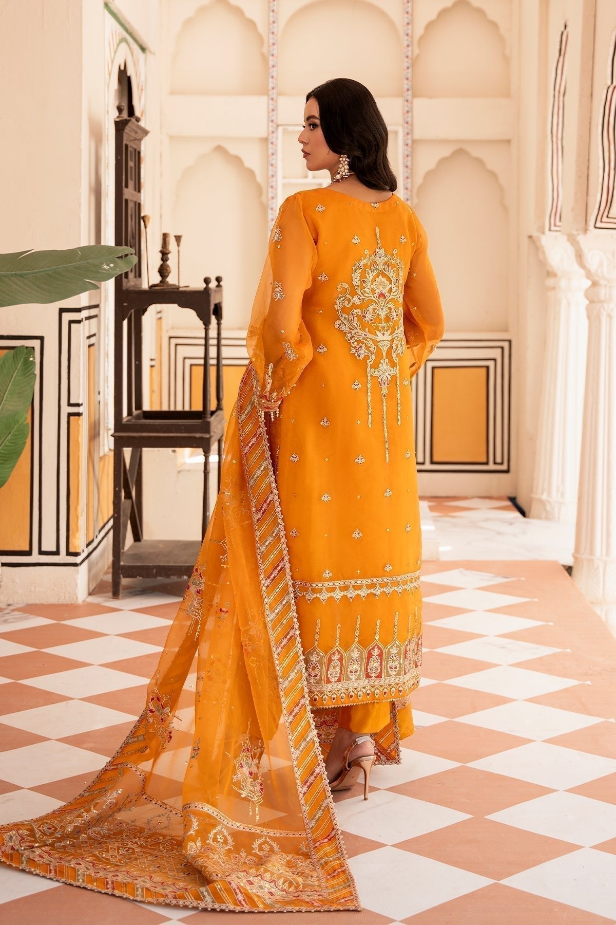 NAZNEEN - NEW NAMAL PRET