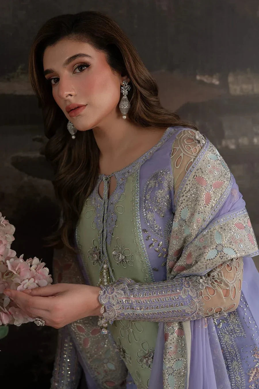 NEL - 70 - NEW NAMAL PRET