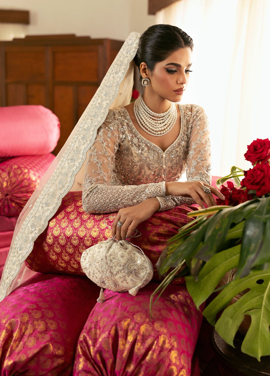 Sitara - NEW NAMAL PRET